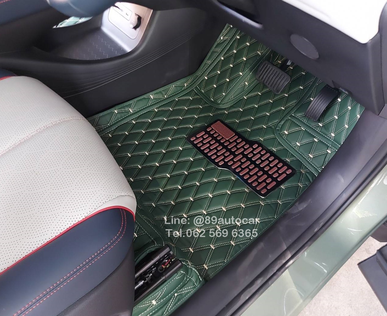 พรมรถยนต์ BYD Atto3 สีเขียวด้ายทอง