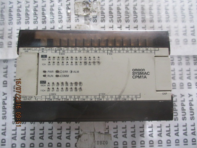 PLC “ OMRON ” รุ่น CPM1A-40CDR-A