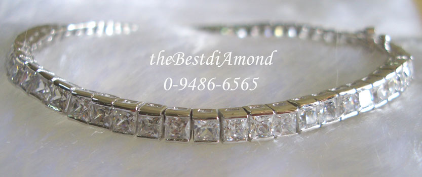 สินค้าหมด CL003RD+++สร้อยข้อมือเพชรสี่เหลี่ยมรอบวง หรูหราสุดๆๆๆ +++เพชรสี่เหลี่ยม ฝังแบบล็อค งานดี สวยมากๆๆค่ะ