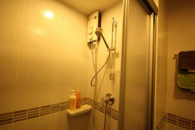 ให้เช่าคอนโดลุมพินี เพลส ศรีนครินทร์-หัวหมาก สเตชั่น 26 ตร.ม.แต่งสวย เฟอร์ครบ ใกล้ Airport Link