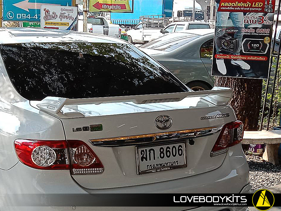 สปอยเลอร์ยก มีไฟเบรก TRD Sportivo V2 : ALTIS 2010-2013