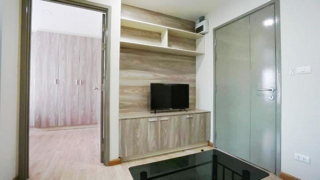 ให้เช่าบีคอนโด พหลโยธิน ตึกB ห้อง 30 ตรม.ห้องสวย เครื่องใช้ไฟฟ้าครบ มีเครื่องซักผ้า ใกล้ ม.กรุงเทพ