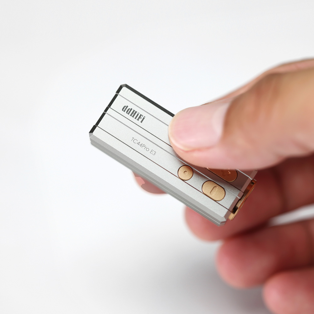 DD TC44ProE3 DAC/AMP ความละเอียดสูง ซีรีส์ Eye3 ถอดเปลี่ยนสายได้ ประกันศูนย์ไทย