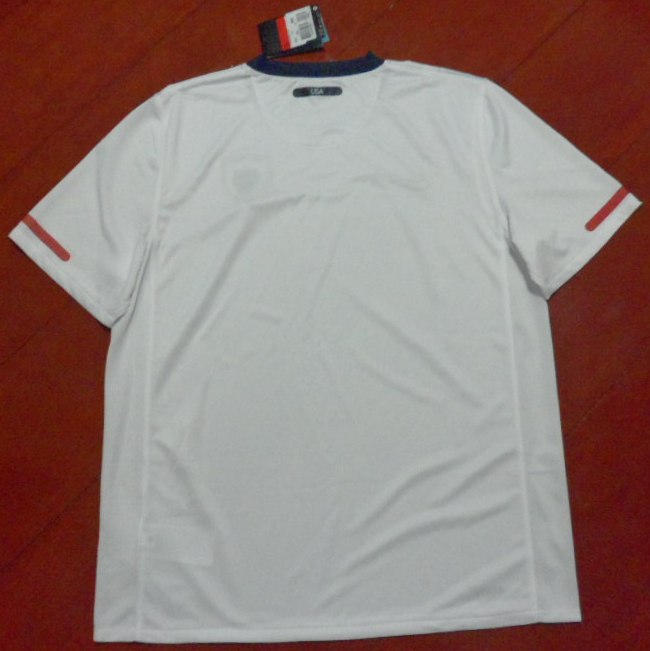 เสื้อฟุตบอล ทีมชาติสหรัฐอเมริกา ชุดเหย้า ชุดลุยศึกฟุตบอลโลก 2010 ใหม่ L-Size / USA Football Shirt Home Kit World Cup 2010 Jersey NEW L-Size