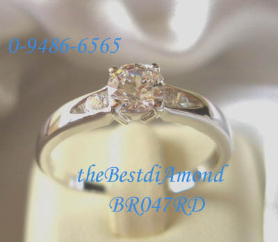 BR047RD+++แหวนเพชรเม็ดเดี่ยวขนาด 30 สต+++ แหวนแบบ Basic ใส่ได้นานไม่เบื่อ วงนี้เพชรไม่ใหญ่ ใส่ติดนิ้วได้เลย แบบเรียบๆ แต่ดูดีค่ะ