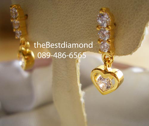 BE432+++ต่างหูแถวตุ้งติ้ง++น่ารักดีค่ะ แบบไม่เล็ก ไม่ใหญ่ไป กลางๆ ใส่ติดหูได้ทุกโอกาส หรูหราพอสมควร