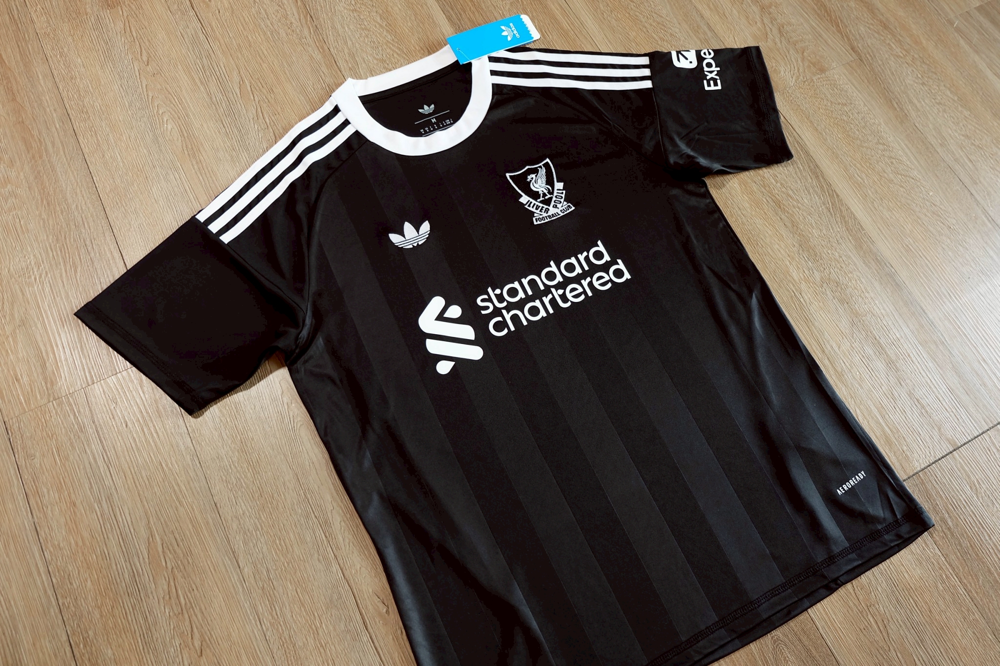 Liverpool Black 2025/26 Third GoalkeeperJersey เสื้อลิเวอร์พูล ดำ
