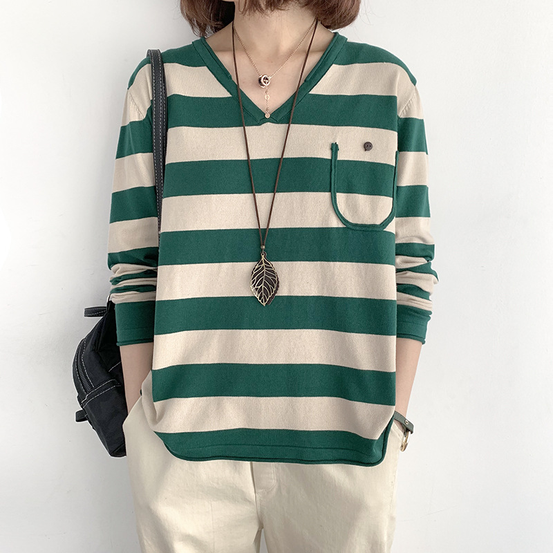 เสื้อยืดไหมพรมลายทาง