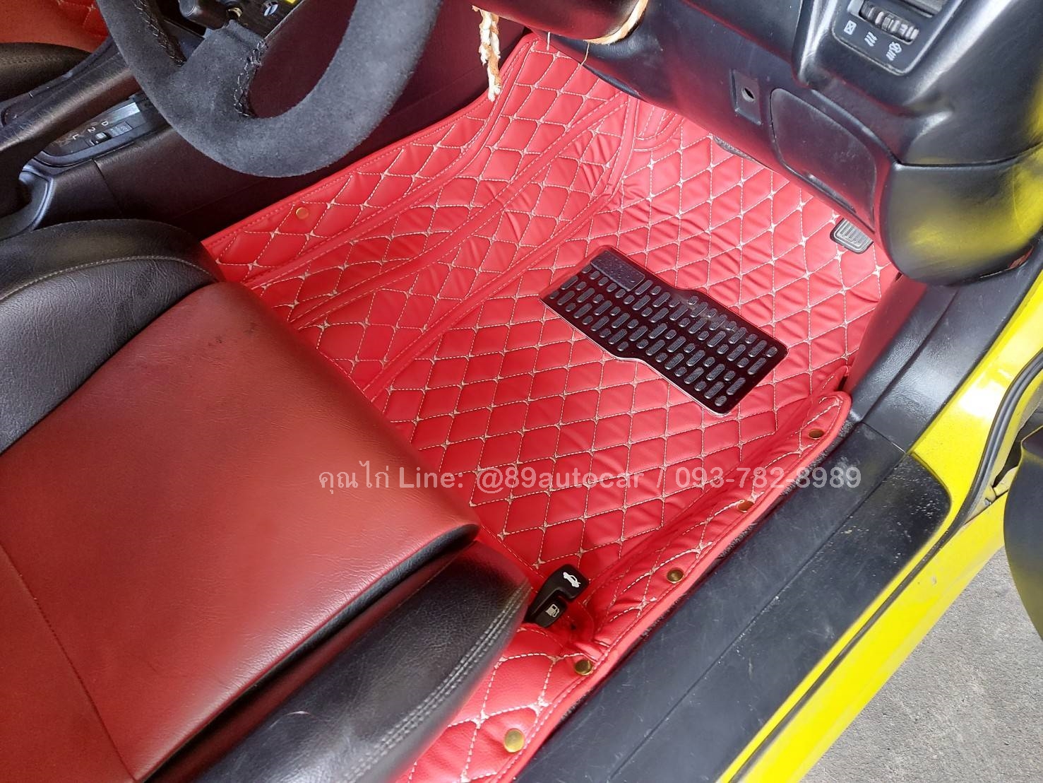 พรมปูพื้นรถยนต์ Toyota Celica ปูพรม6D สีแดงสด เข้ารูป