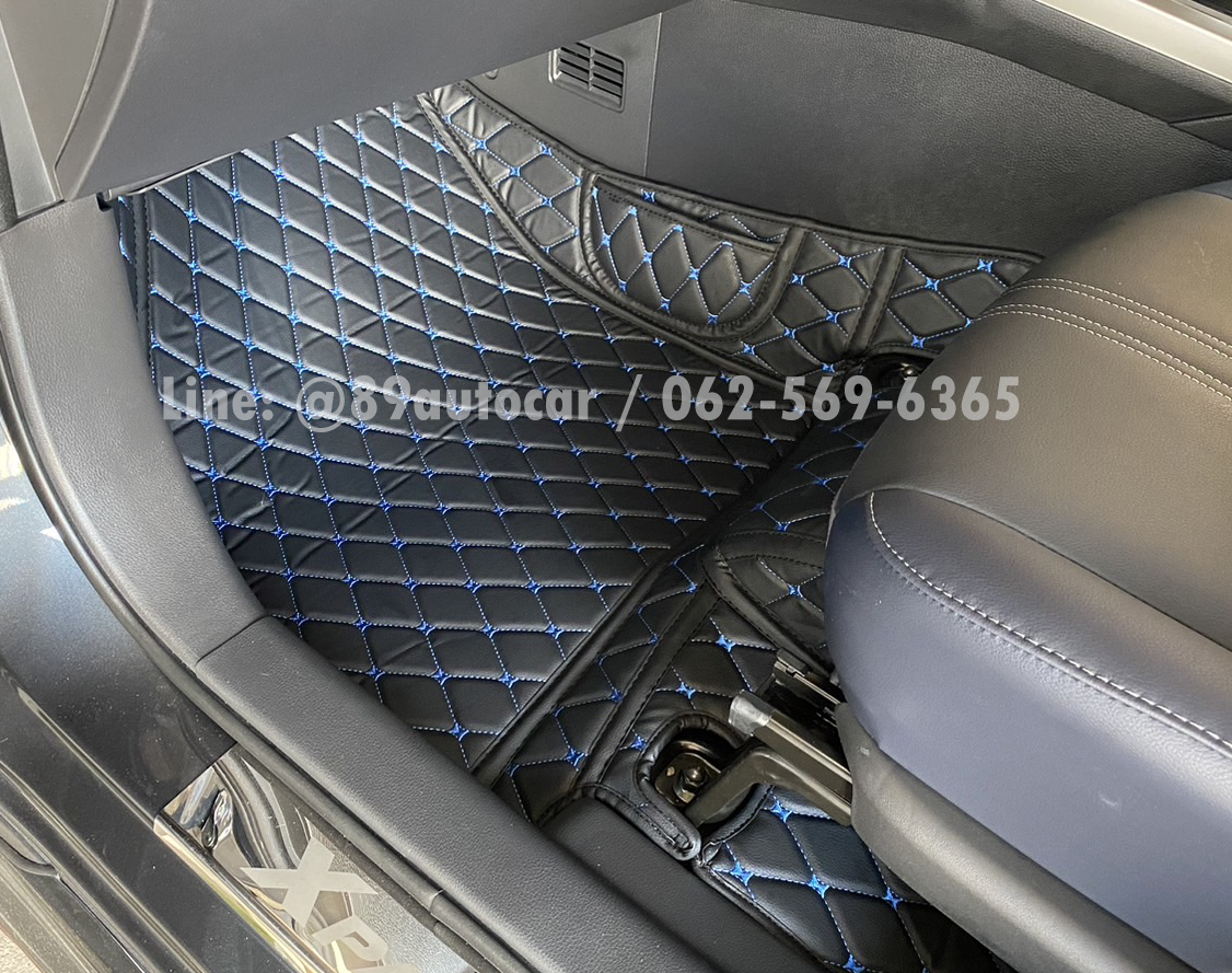 พรมรถยนต์ Mitsubishi Xpander HEV 2024 ปูพรม6D สีดำด้ายน้ำเงิน เต็มคัน