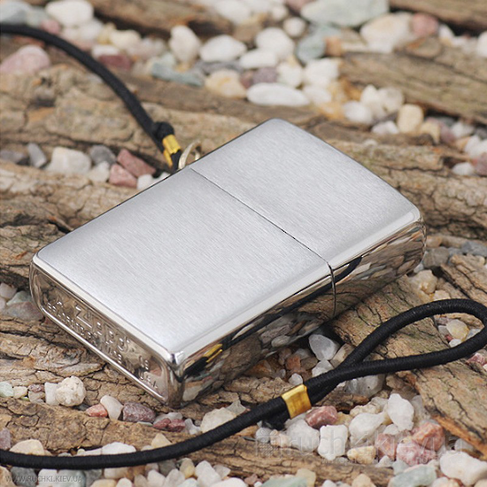 ไฟแช็ค Zippo แท้ สีเงิน รุ่นสายเชือกกันหาย "Zippo 275, Loop & Lanyard-Lossproof Brush Chrome " แท้นำเข้า 100%