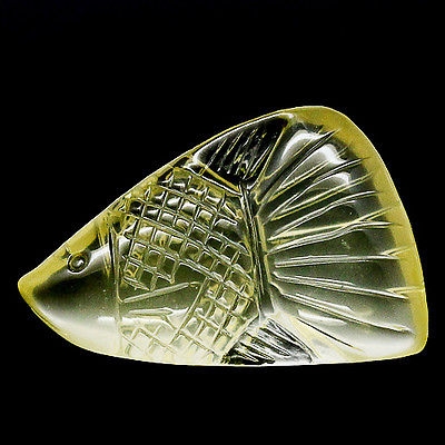 เลม่อนเยลโล่ควอร์ตแกะลายปลา 24.10 กะรัต