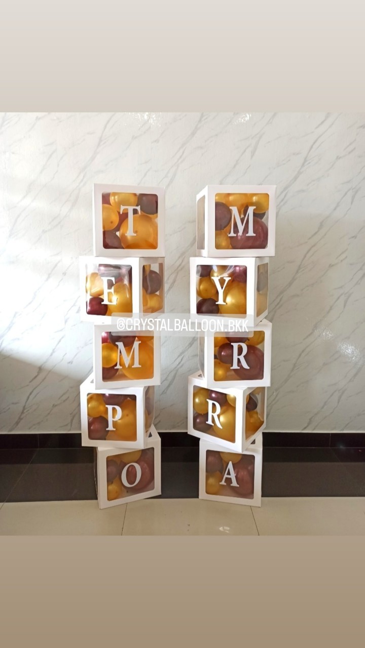 เสาลูกโป่ง เปิดงาน กล่องใส ขนาด 12" ติดตัวอักษร 10 กล่อง Theme สี Red Wine-ทองมุก พร้อมตกแต่ง สามารถเปลี่ยนสีลูกโป่ง/เปลี่ยนข้อความได้