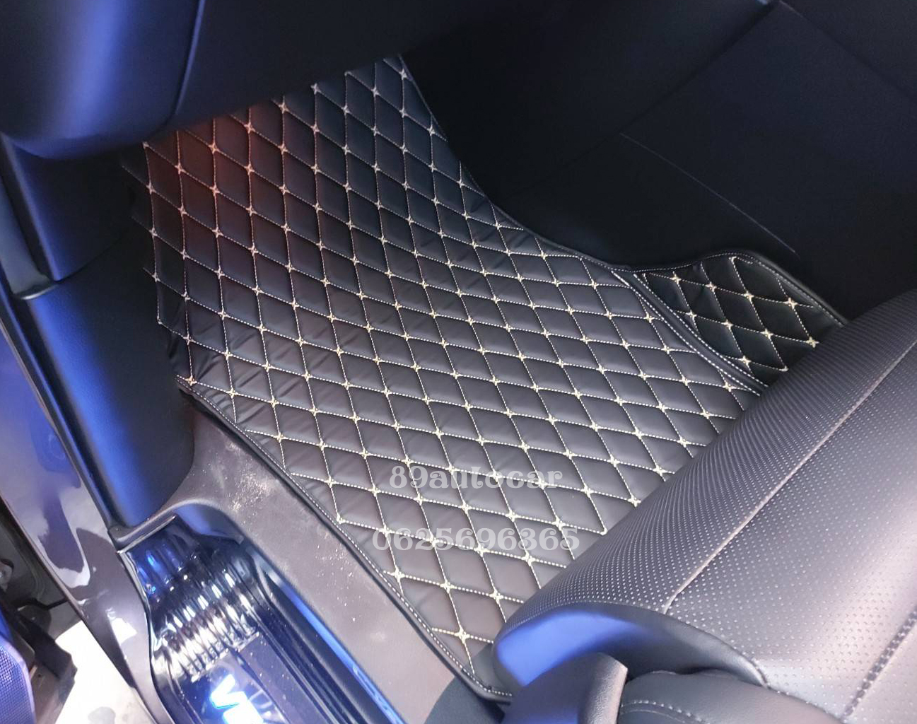 พรมรถตู้ Toyota vellfire 2021-2022 ปูพรม6D สีดำด้ายทอง เต็มคัน