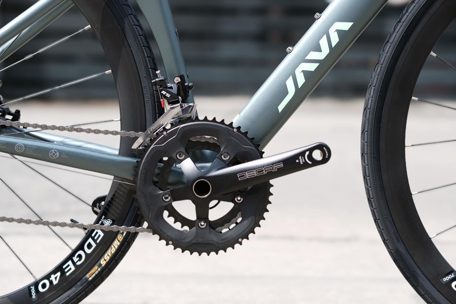 จักรยานเสือหมอบ JAVA AURIGA ชุดขับ L-TWOO-R5 18speeds เฟรมอลูมิเนียม ซ่อนสาย ลบรอยเชื่อม แฮนด์อลูมิเนียม lntegrated 700c มีสินค้า 𝐒𝐢𝐳𝐞 𝟒𝟖