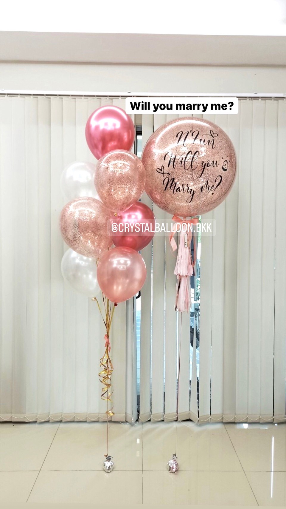 ลูกโป่ง ขอแต่งงาน Will You Marry Me? Bubble ขนาด 24" พร้อม ช่อลูกโป่ง ช่อ 9 ลูก 1 ช่อ พร้อมตกเเต่ง สามารถเปลี่ยนสีลูกโป่ง/เปลี่ยนข้อความ/เปลี่ยนขนาดได้
