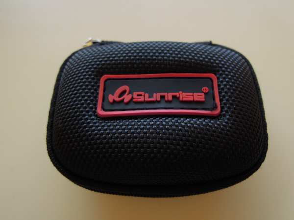 ขาย หูฟัง Sunrise Charm3 หูฟังดีไซน์เท่ห์ฟ้า-ขาว บอดี้โลหะ Soundstageกว้างขวางโอ่อ่า เบสเก็บตัวไว สายแบนขาวฟ้าสวยงาม