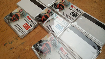 รับทำบัตรแถบแม่เหล็ก บัตรพื้นประกายเมทัลลิก