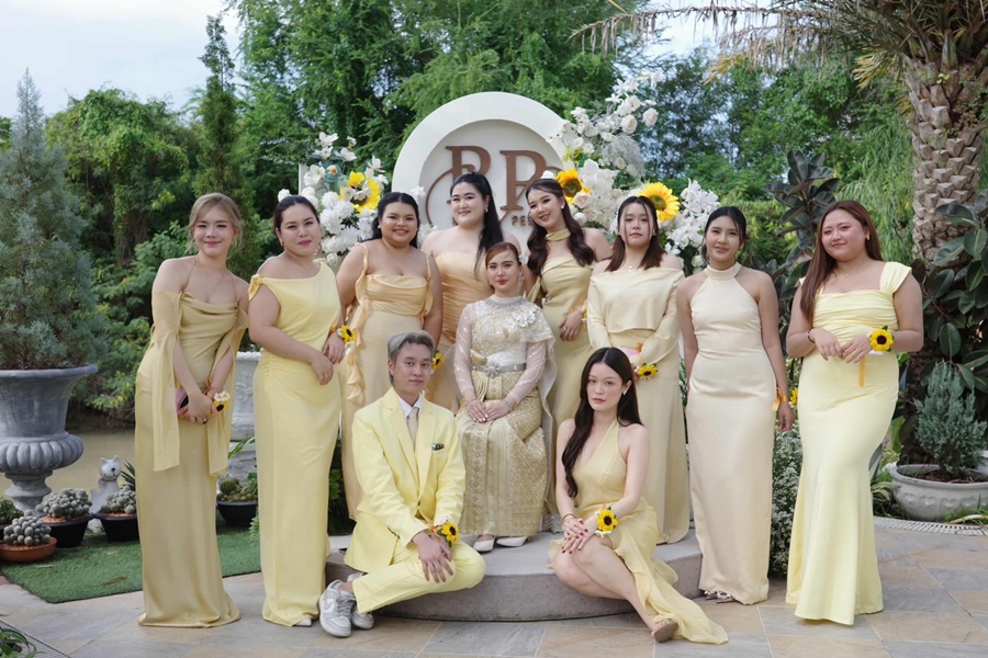 พร้อมเช่า ชุดสูทชาย สีเหลืองพาสเทล 1 กระดุม (พร้อมเสื้อกั๊ก) ผ้า Cotton twill 100% ทอลายในตัว