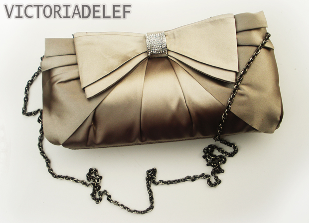 พร้อมส่ง Evening Clutch กระเป๋าออกงาน VictoriaDelef ผ้าซาติน สีชมพู