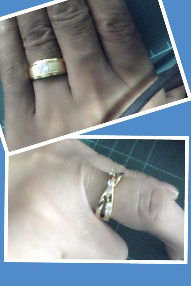 BR037RD+++แหวนแถวแบบไขว้+++ แบบนี้เก๋มากๆๆๆค่ะ ขายดีสุดๆ ใส่สวยทุกนิ้วเลยค่ะ ดีไซน์อ่อนช้อย และน่ารักมาก