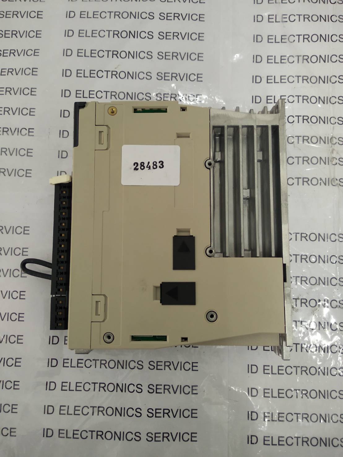 SGD7S-R90A00A002 SERVO DRIVE " YASKAWA "