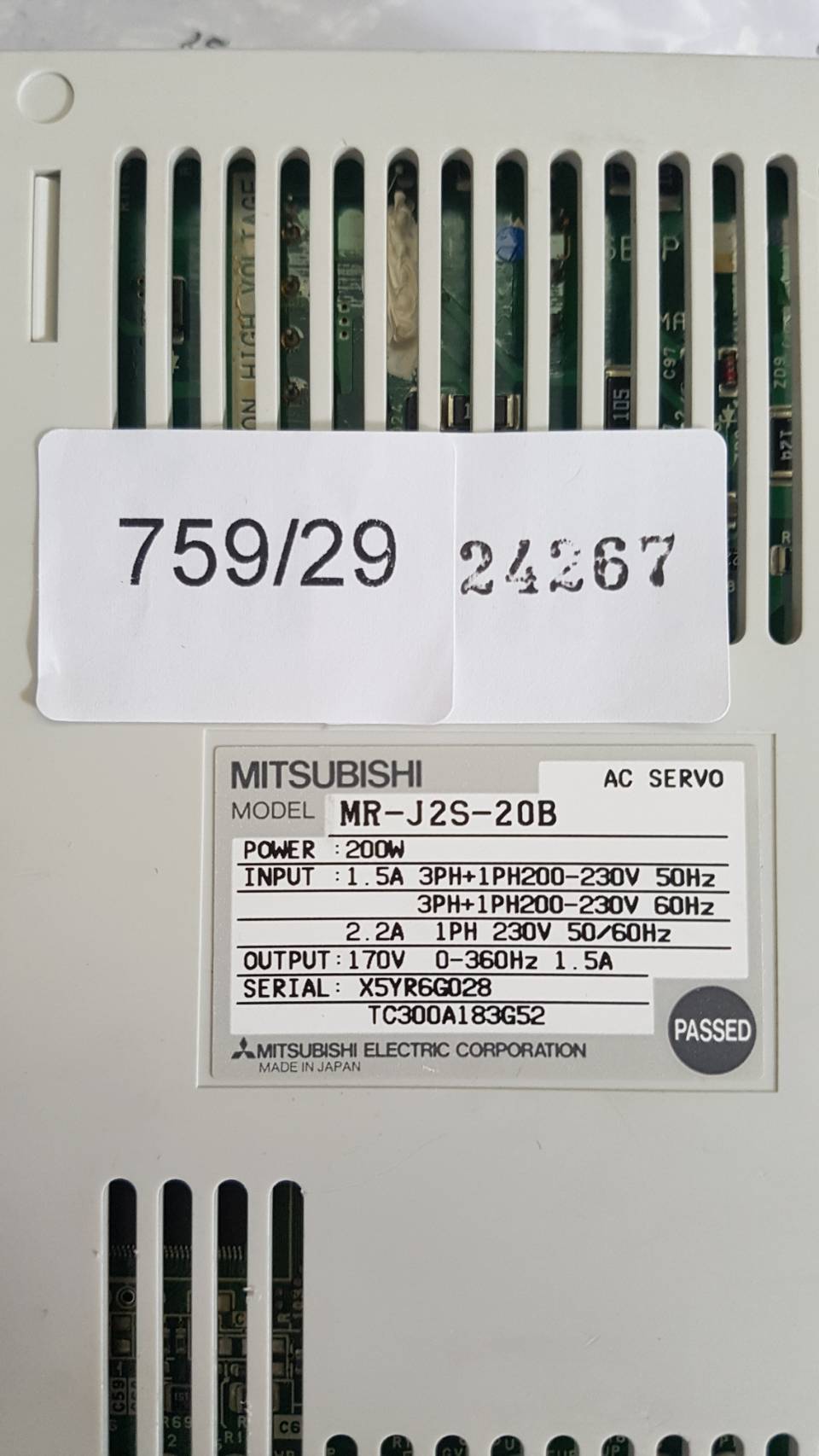 SERVO DRIVE " MITSUBISHI " รุ่น MR-J2S-20B