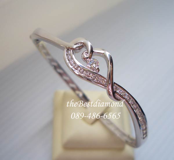 BB019RD+++กำไลปมหัวใจ+++กำไลน่ารักๆๆๆ เป็นรูปหัวใจผูกปม เล่นcurve นิดๆดีไซน์น่ารัก เก๋ไก๋ เหมือนงานจากร้านจิวเวลลี่เลยค่ะ