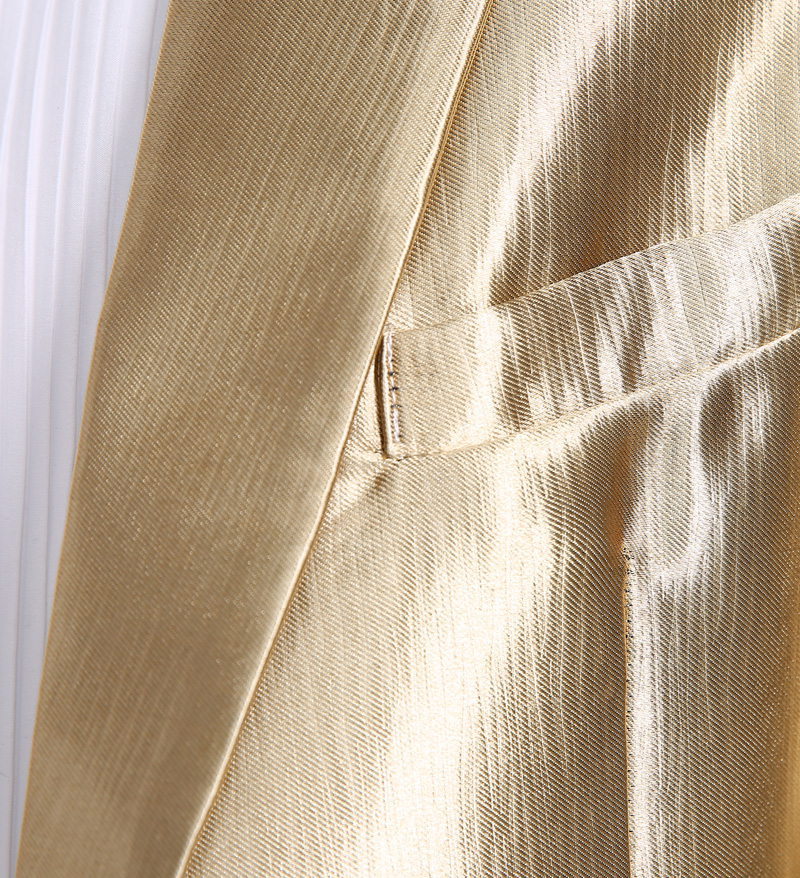 พร้อมเช่า ชุดสูทชาย สีทอง Luxury Gold