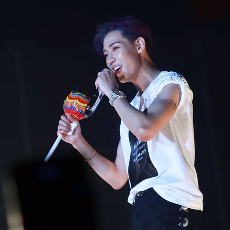 เสื้อยืด (T-Shirt) BAMBAM - BLACK FEATHER