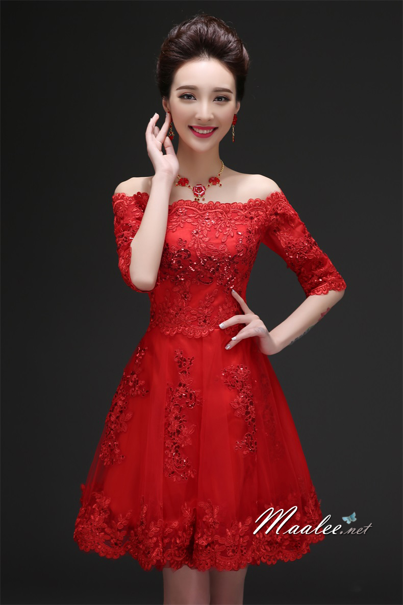 พร้อมส่ง ชุดราตรีสั้น แบบปาดไหล่ ตัวชุดลูกไม้ปักดิ้น กระโปรงตาข่าย สีแดง