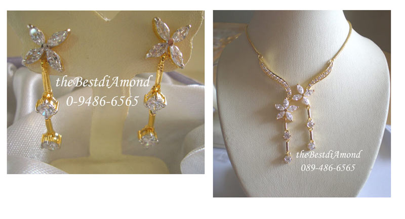 SET006+++สร้อยสังวาลย์ พร้อมต่างหูสุดสวย+++สวยหรูมามาเป็นเซ็ท มีสร้อยคอสังวาลย์เข้าเซ็ทกับต่างหูค่ะ รูปดอกไม้ค่ะ