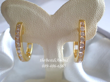 หมดค่ะ BE427ต่างหูห่วงขนาดกลาง แบบวงรี สาวๆที่ไม่ชอบต่างหูห่วงขนาดใหญ่ แบบกลางมาแล้ว ใส่แล้วดูดี มีสไตน์มากค่ะ ใส่กับชุดได้สวยทุกชุด ต้องมีเก็บไว้นะคะ