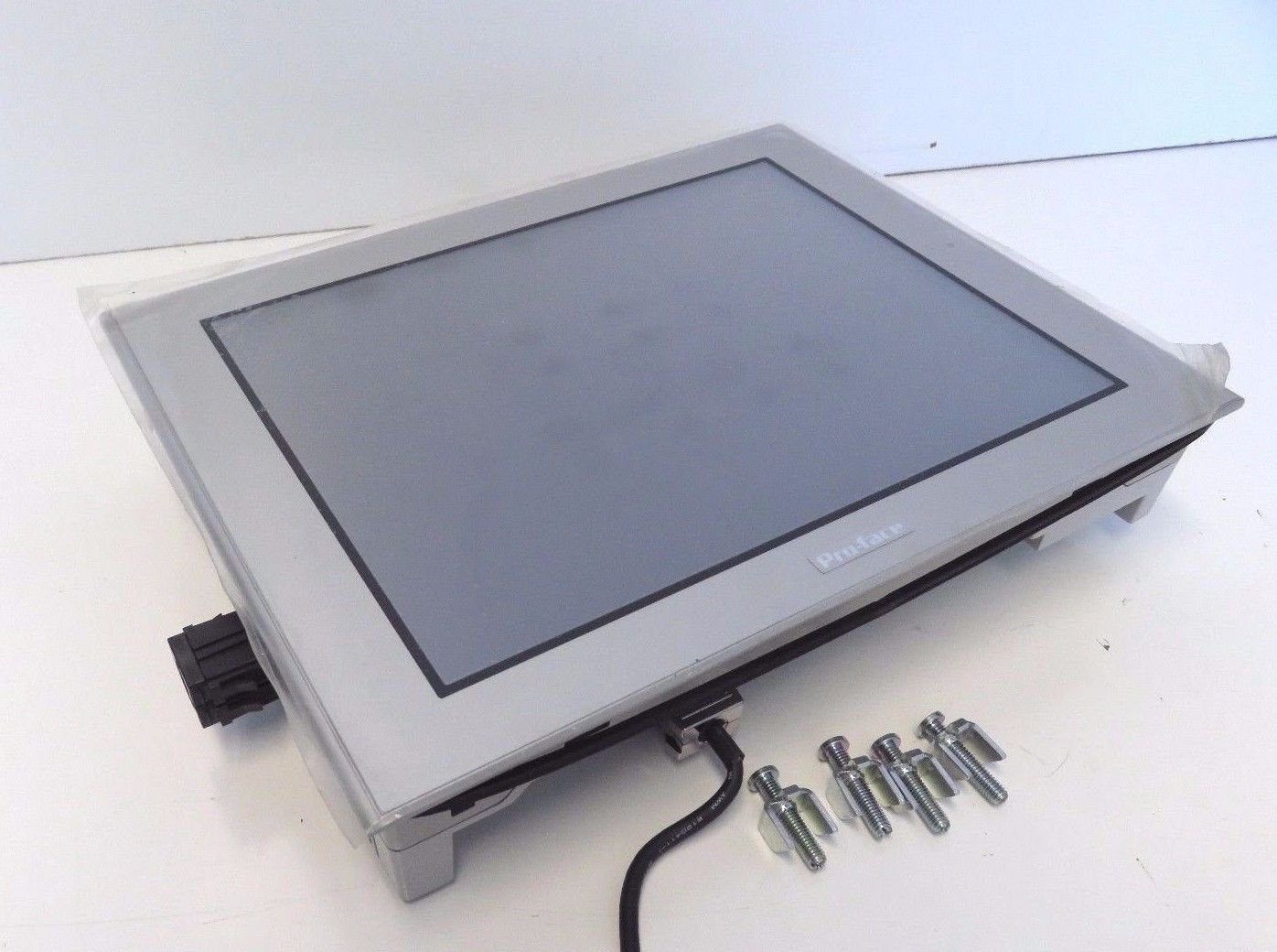 AGP3600-T1-D24-M HMI " PROFACE "