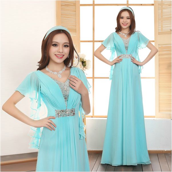 พร้อมเช่า ชุดราตรียาว สีฟ้า ผ้าชีฟอง จอเจีย แขนระบาย ทิ้งชายสวย