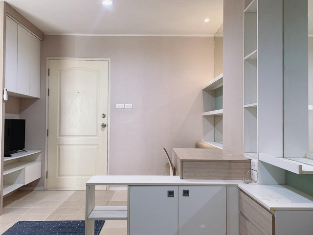 ให้เช่าคอนโด ลุมพินี ทาวน์ รามอินทรา-นวมินทร์ ชั้น 8 ตึกD 23 ตรม.เครื่องใช้ไฟฟ้าครบ ใกล้สินแพทย์