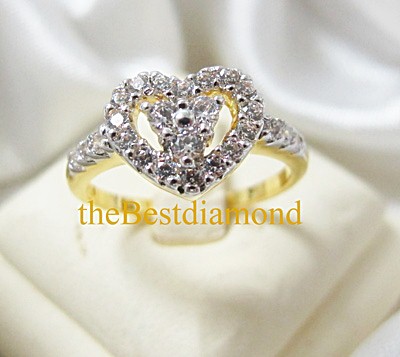 BR212+++แหวนเพชรCZ รูปหัวใจ มีบ่าข้าง++แบบทันสมัย ดูดี intrend มากๆๆ แบบออกมาจากร้านจิวเวลลี่เลย เพชรสวยวิ๊งๆ ใส่ติดนิ้วได้เลยค่ะ สวยสุดๆ รับประกัน