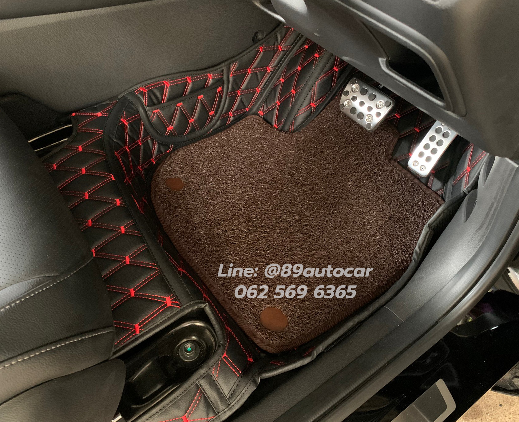 Honda HR-V (ฮอนด้า เอชอาร์วี) 2023 ปูพรมVVIP สีดำด้ายแดง เสริมไวนิลดักฝุ่นสีน้ำตาล เต็มคัน