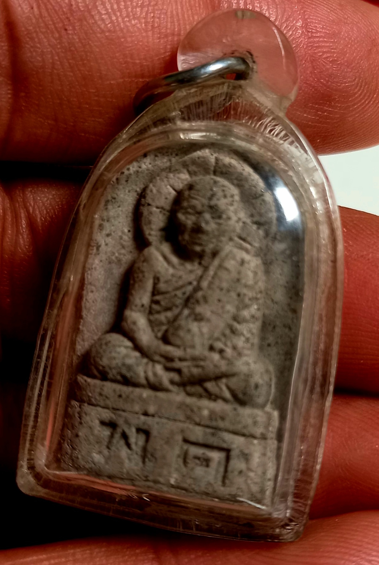 หลวงทวดเนื้อผงแร่หลังสัญญาลักษณ์ฉลองสิริราชสมบัติรัชกาลที่9 (50ปี)วัดพะโคะจ.สงขลา