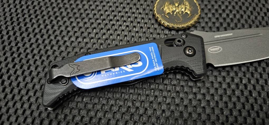 Benchmade Mini Auto Adamas AXIS Lock Knife Black G-10 (3.25" Gray)