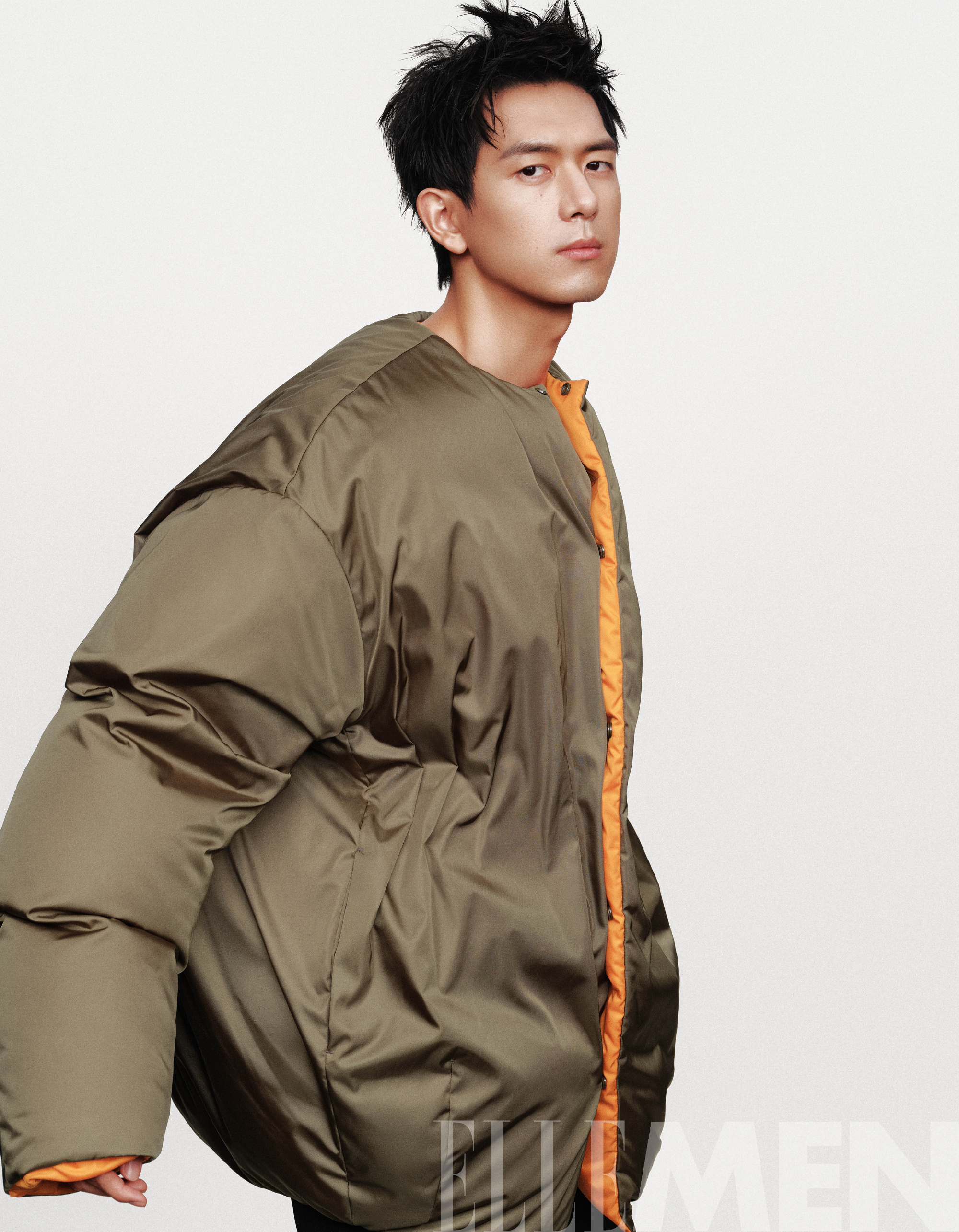 นิตยสาร ELLE MEN หลี่เซี่ยน เดือน 9/2023