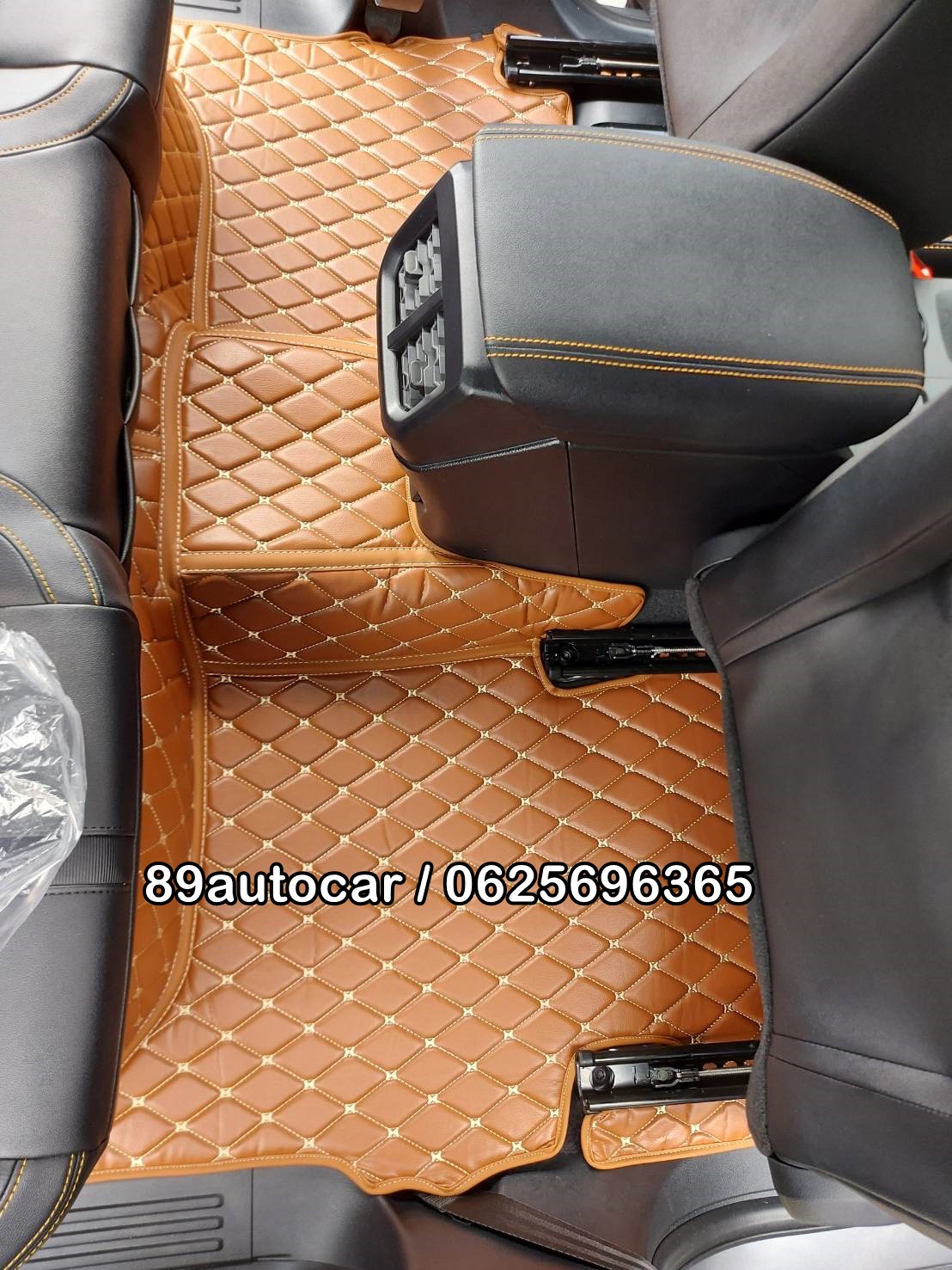 พรมรถยนต์ Ford Ranger 4ประตู 2023 ปูพรม6D สีน้ำตาลเข้ม เต็มคัน