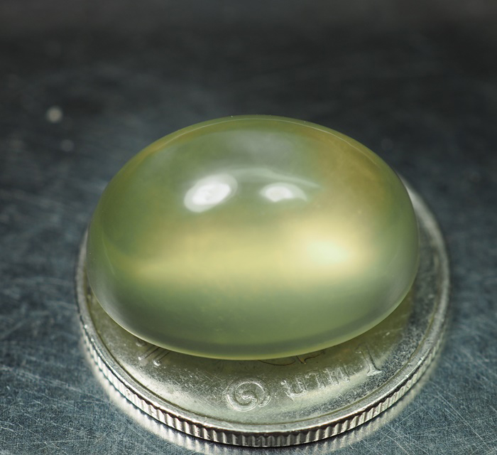 โอปอล (Opal) 14.70 กะรัตสวย