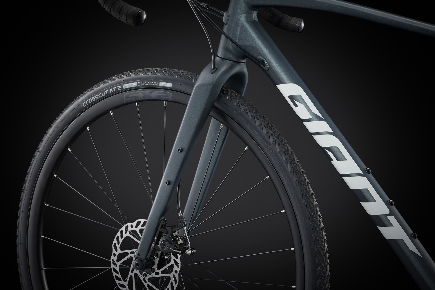 Giant Revolt 2 – 700C Gravel Bike 2025