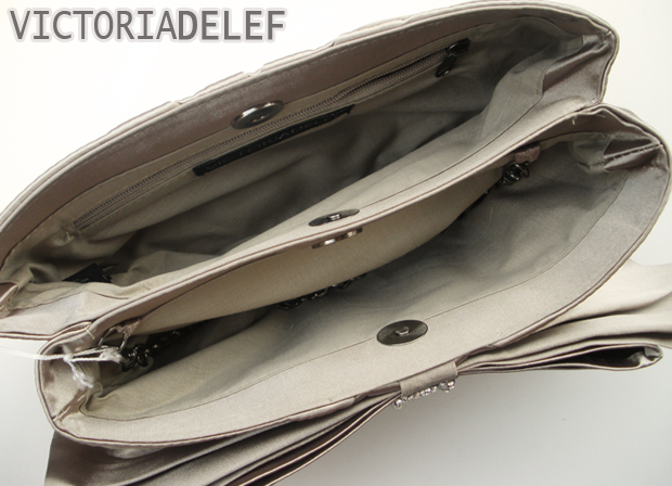 พร้อมส่ง Evening Clutch กระเป๋าออกงาน VictoriaDelef ผ้าซาติน สีชมพู