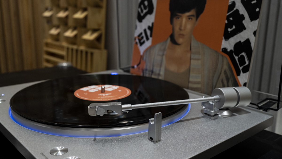 FiiO TT13 เครื่องเล่นแผ่นเสียงไวนิล ทำงานอัตโนมัติเต็มรูปแบบ กำลังขับสูง ประกันศูนย์ไทย