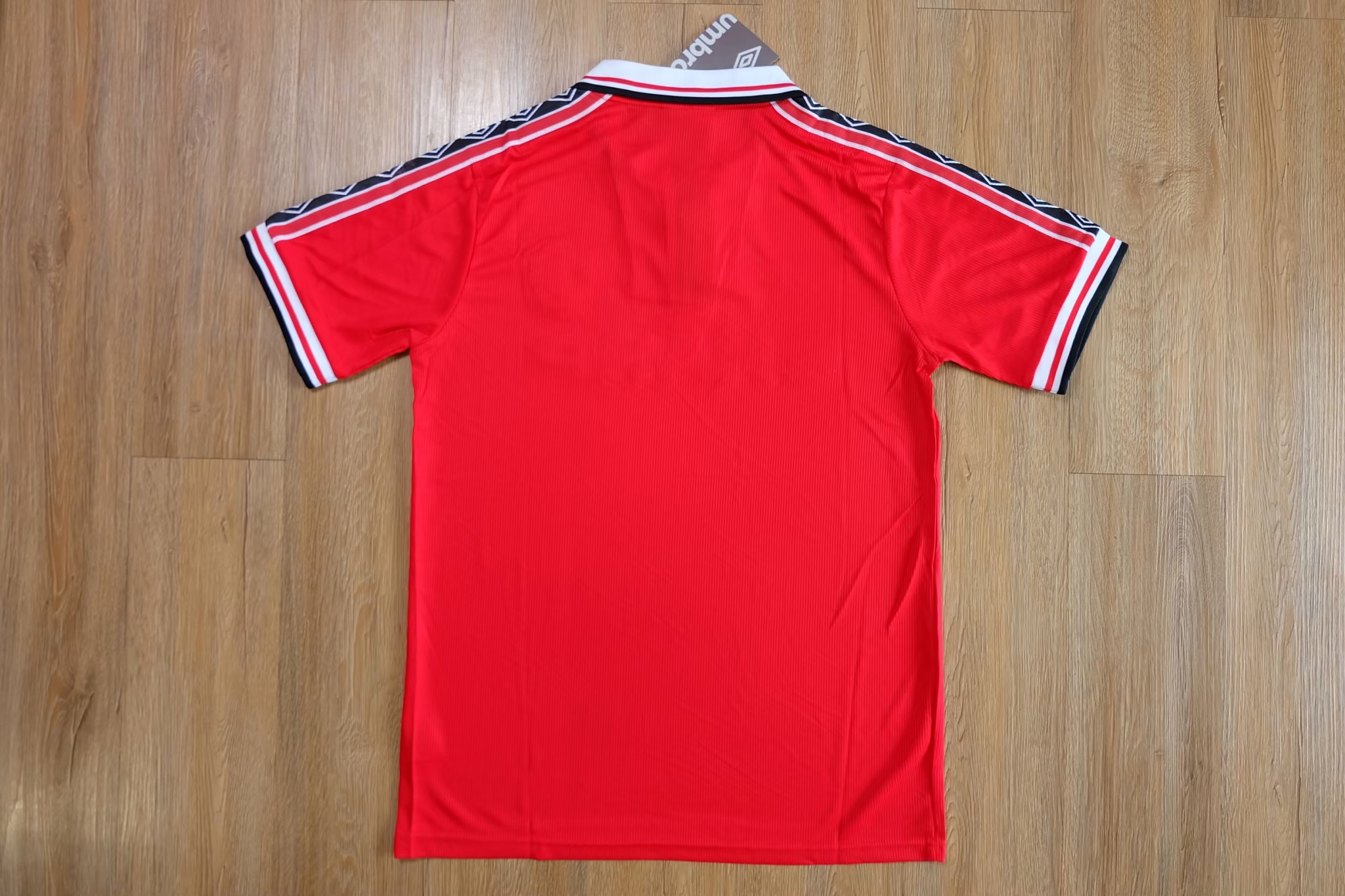 Manchester United 1998/99 Vintage Jersey เสื้อฟุตบอลแมนยูคอซิปย้อนยุค