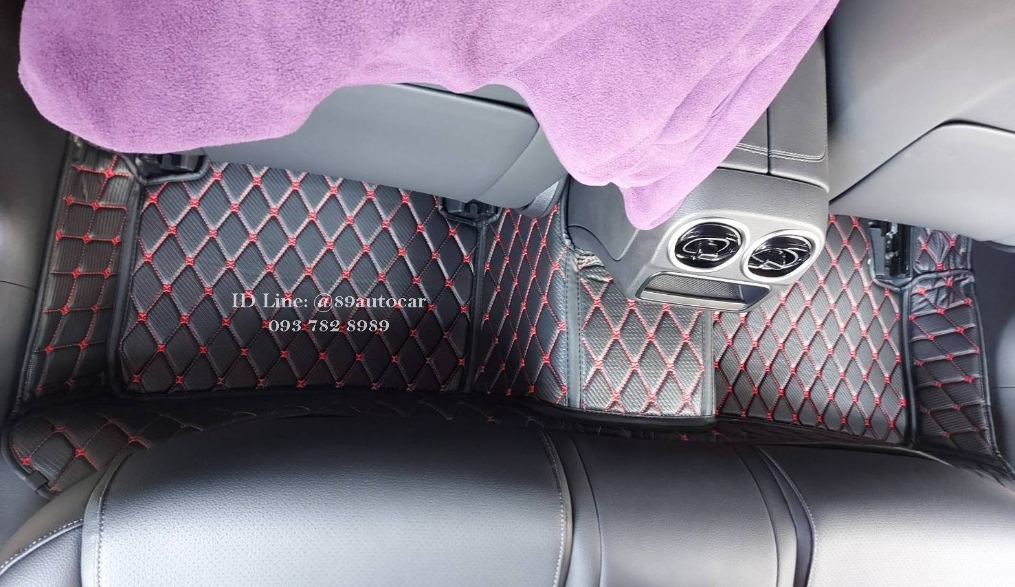 พรมรถยนต์ Benz C220d W206 ปูพรม6D สีดำด้ายแดง ลายเคฟล่า + ท้ายเก็บของ