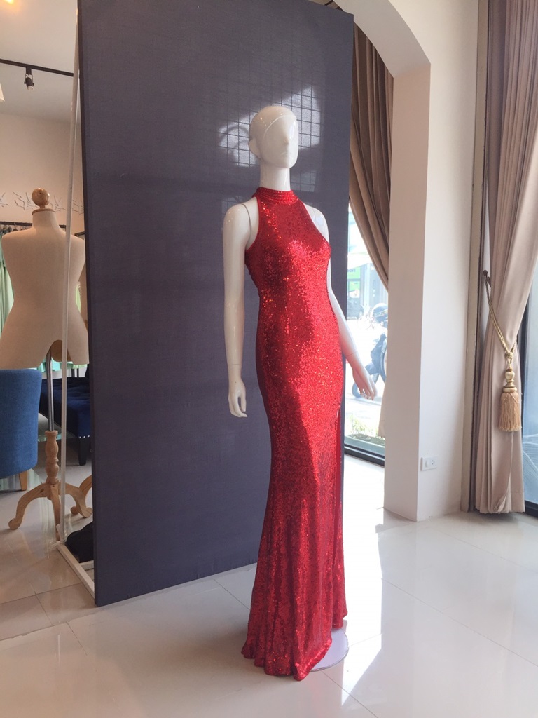 พร้อมเช่า ชุดราตรียาว เดรสยาวทรงหางปลา เซ็กซี่มาก สีแดง