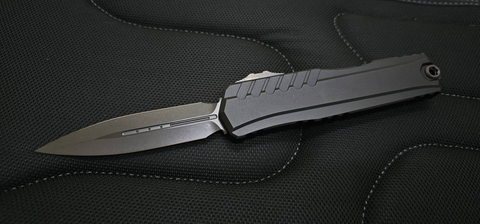 Microtech Cypher II D/E Shadow DLC Standard Signature Series